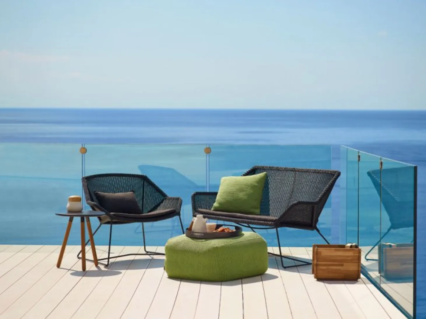 Breeze 2-Sits Soffa Svart