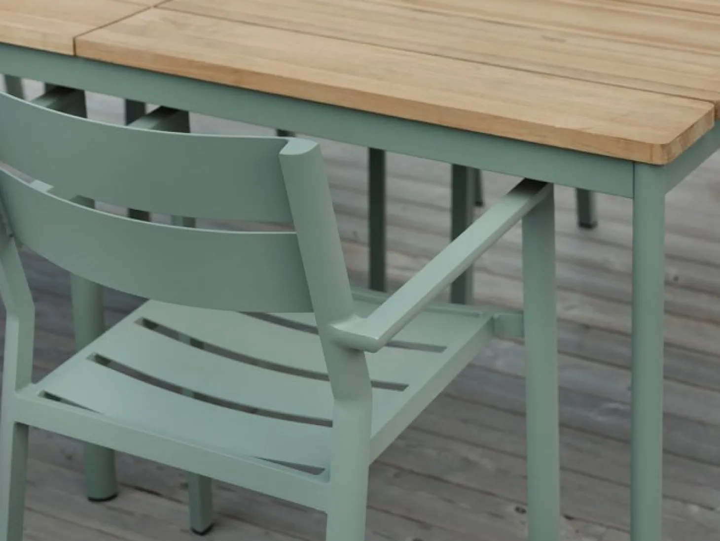 Delia Karmstol Dusty Green