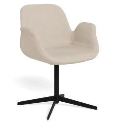 Elise Karmstol Apia Sand