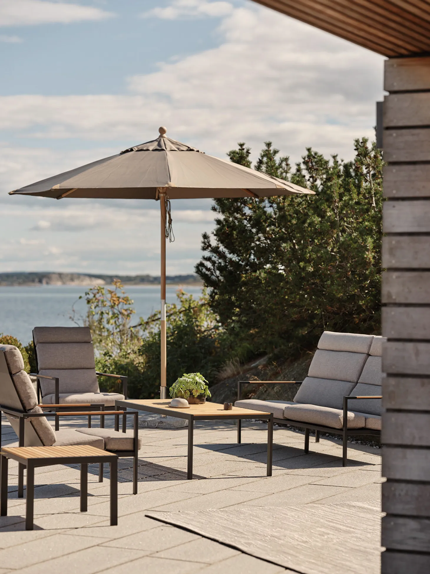Indus 3-sits Soffa Svart/Teak