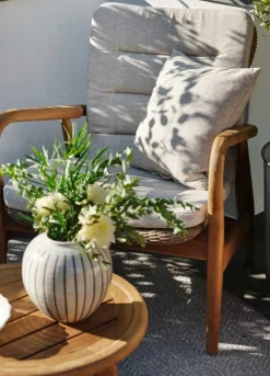 Lilja Fåtölj Teak/Konstrotting