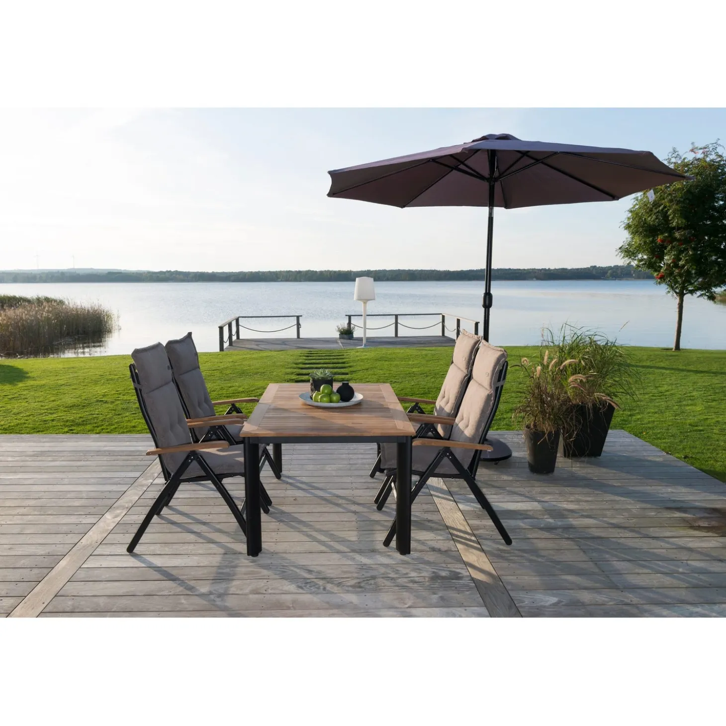 Nydala Utebord 96x150/200 cm Svart/Teak