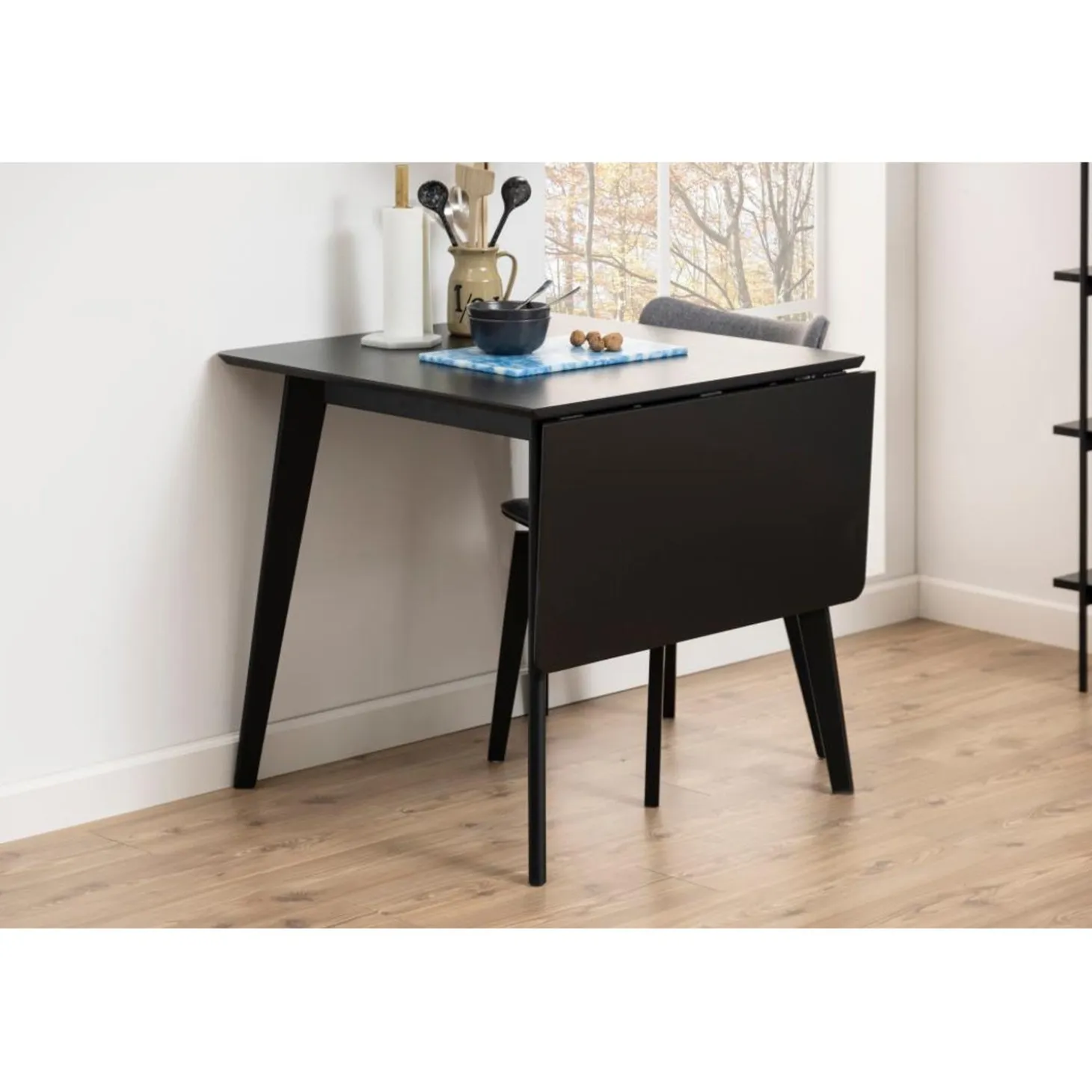 Alba Matbord 80x80/120 cm Svart