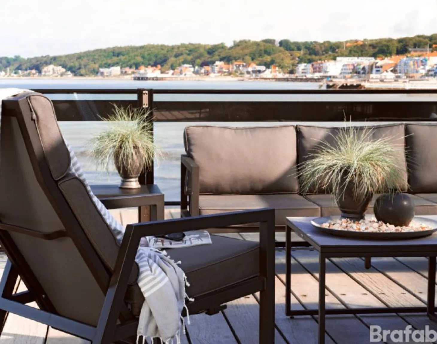 Belfort Sidobord Svart