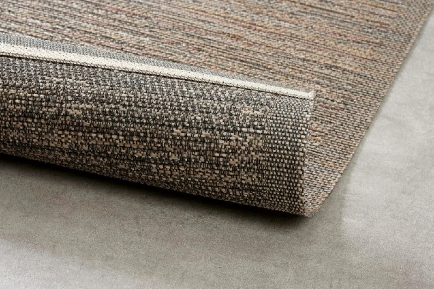 Briza Utomhusmatta Beige