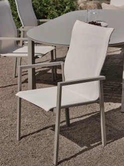 Comfy Karmstol Light Grey/Off-White