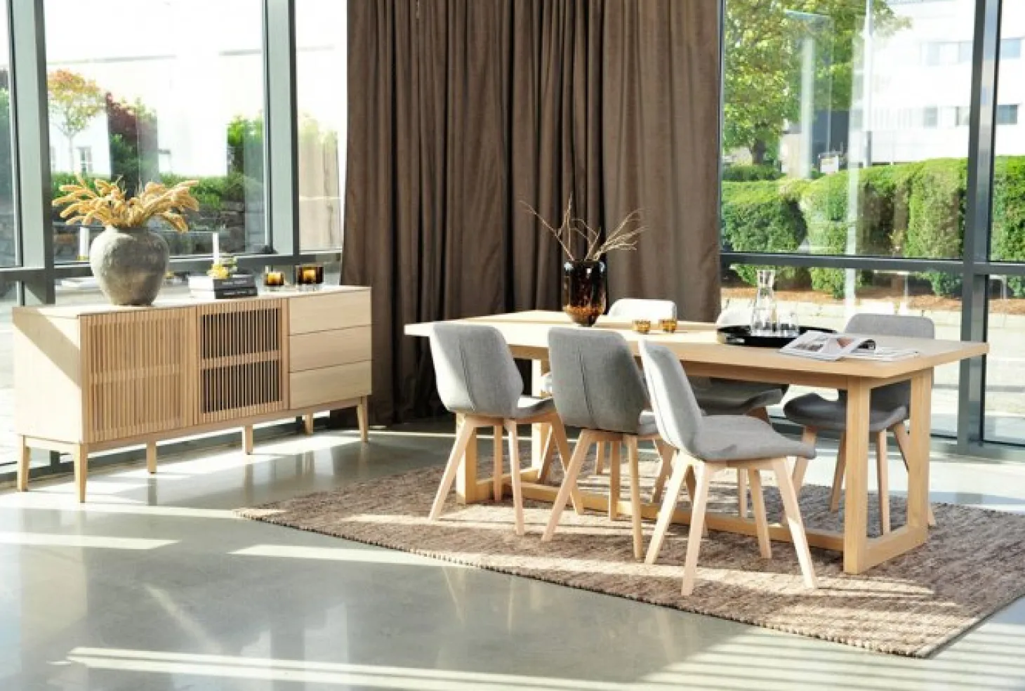 Friburg Matbord 210x90cm Vitpigmenterad Ek