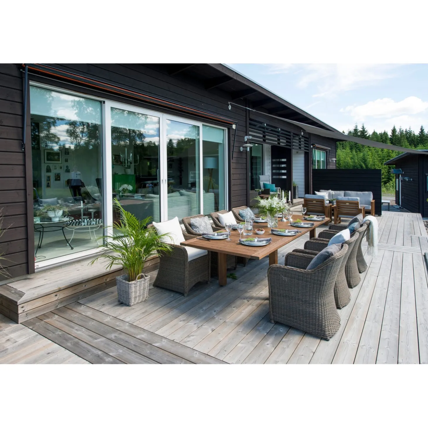 Gotland Utefåtölj Brun