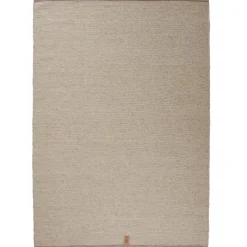 Isabelle Ullmatta Beige