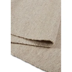 Isabelle Ullmatta Beige