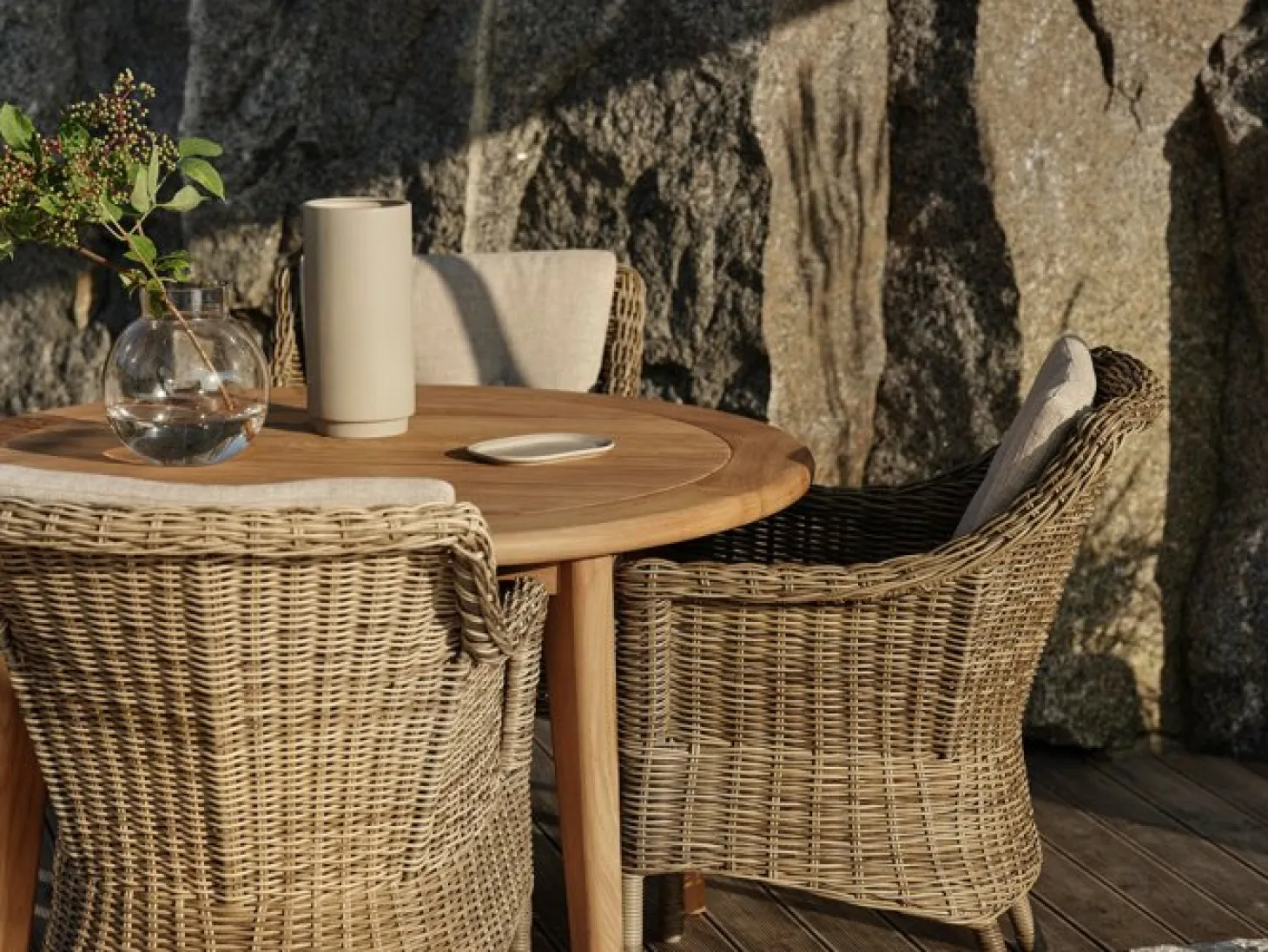 Lilja Matbord Rund 120 cm Teak