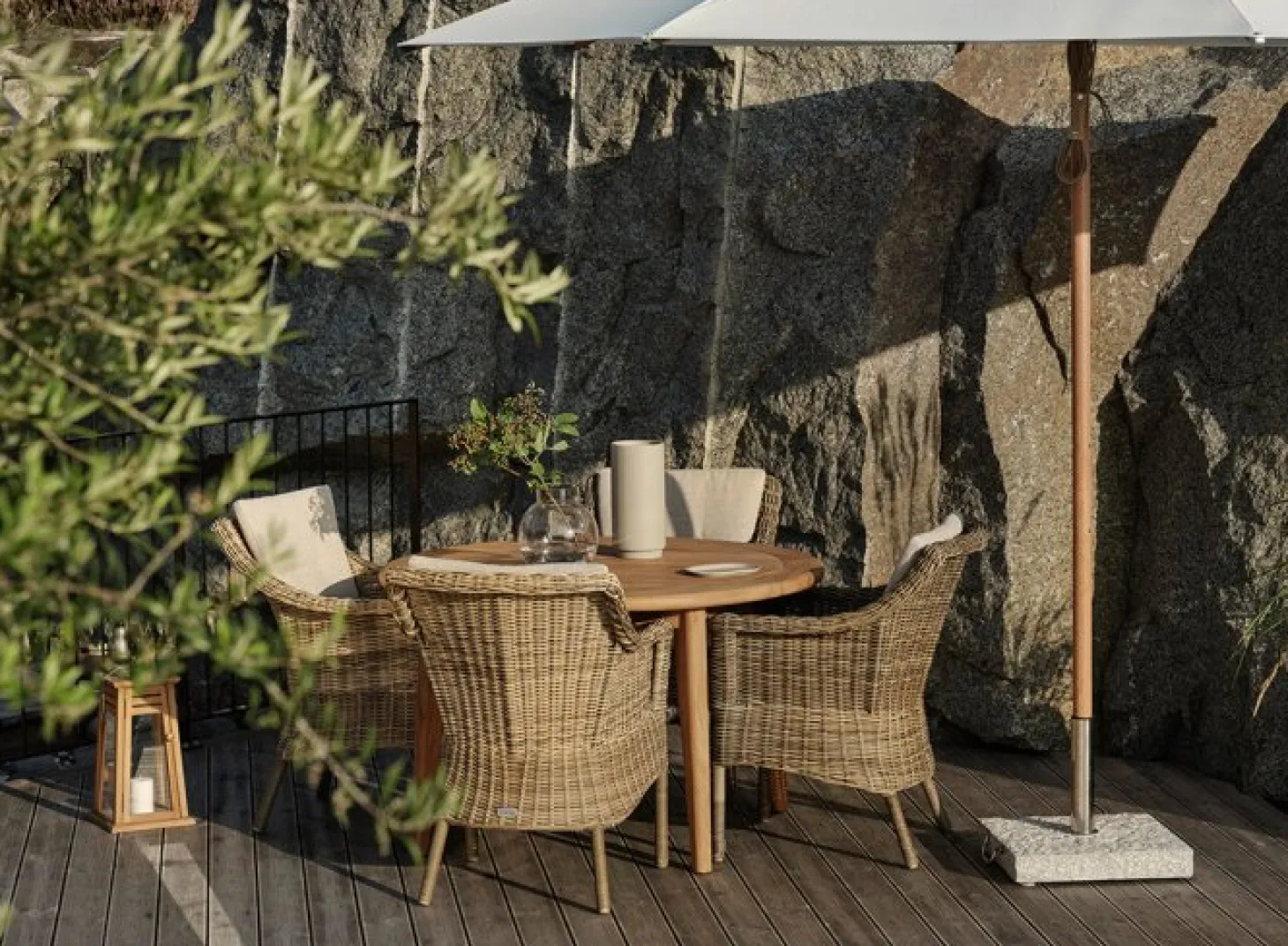Lilja Matbord Rund 165 cm Teak