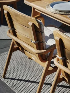 Lilja Matstol Teak