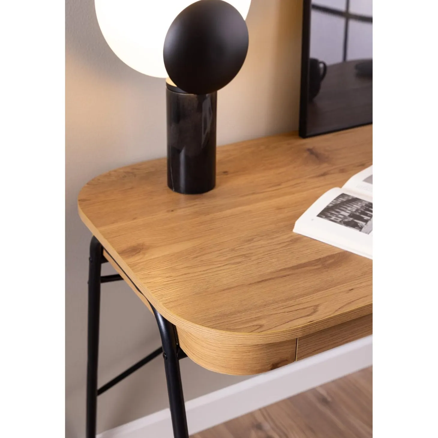 Liora Skrivbord 75x120x60 cm