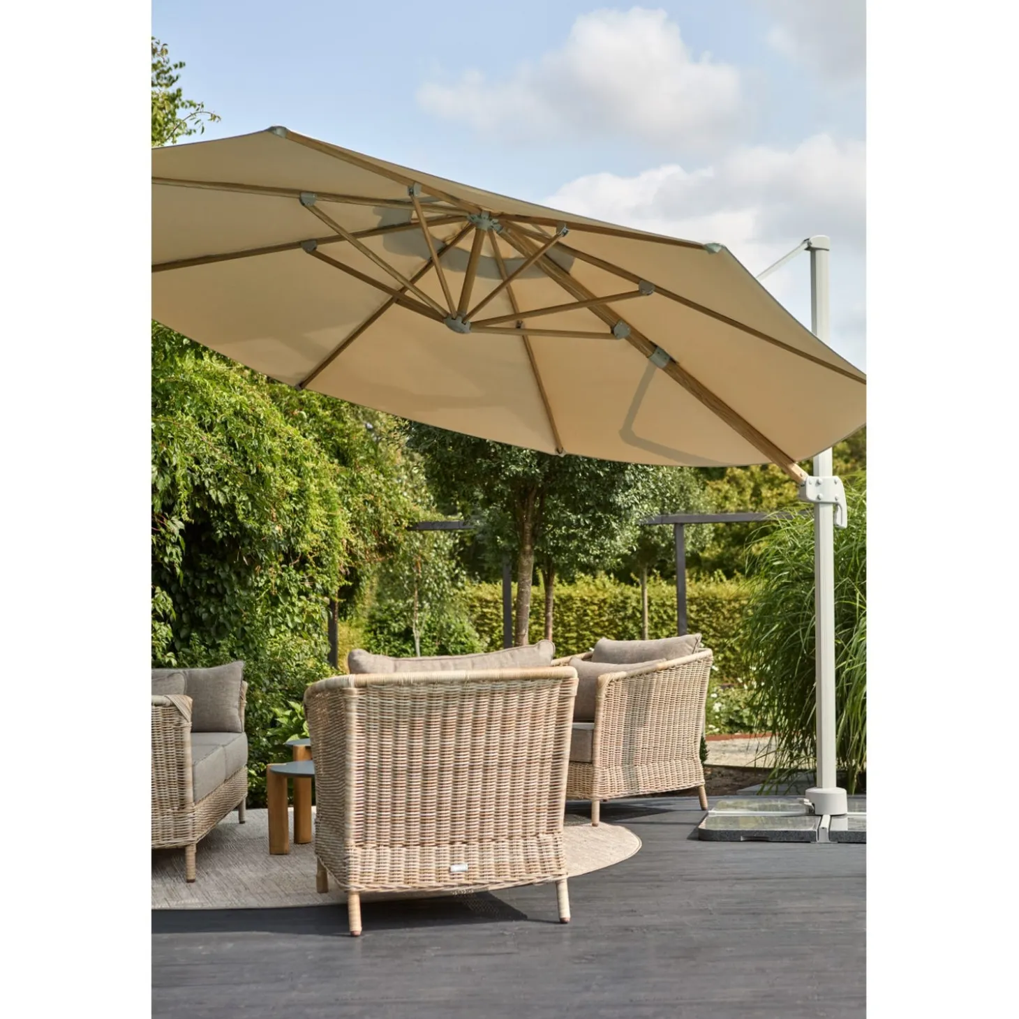 Luzzi Frihängande Parasoll Beige, 350 cm