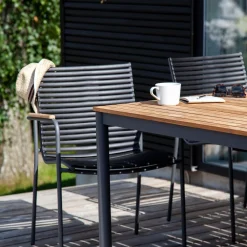 Mood/Mood Classic Trädgårdsmöbelset i Teak och Aluminium Antracit 167 cm + 4 stolar