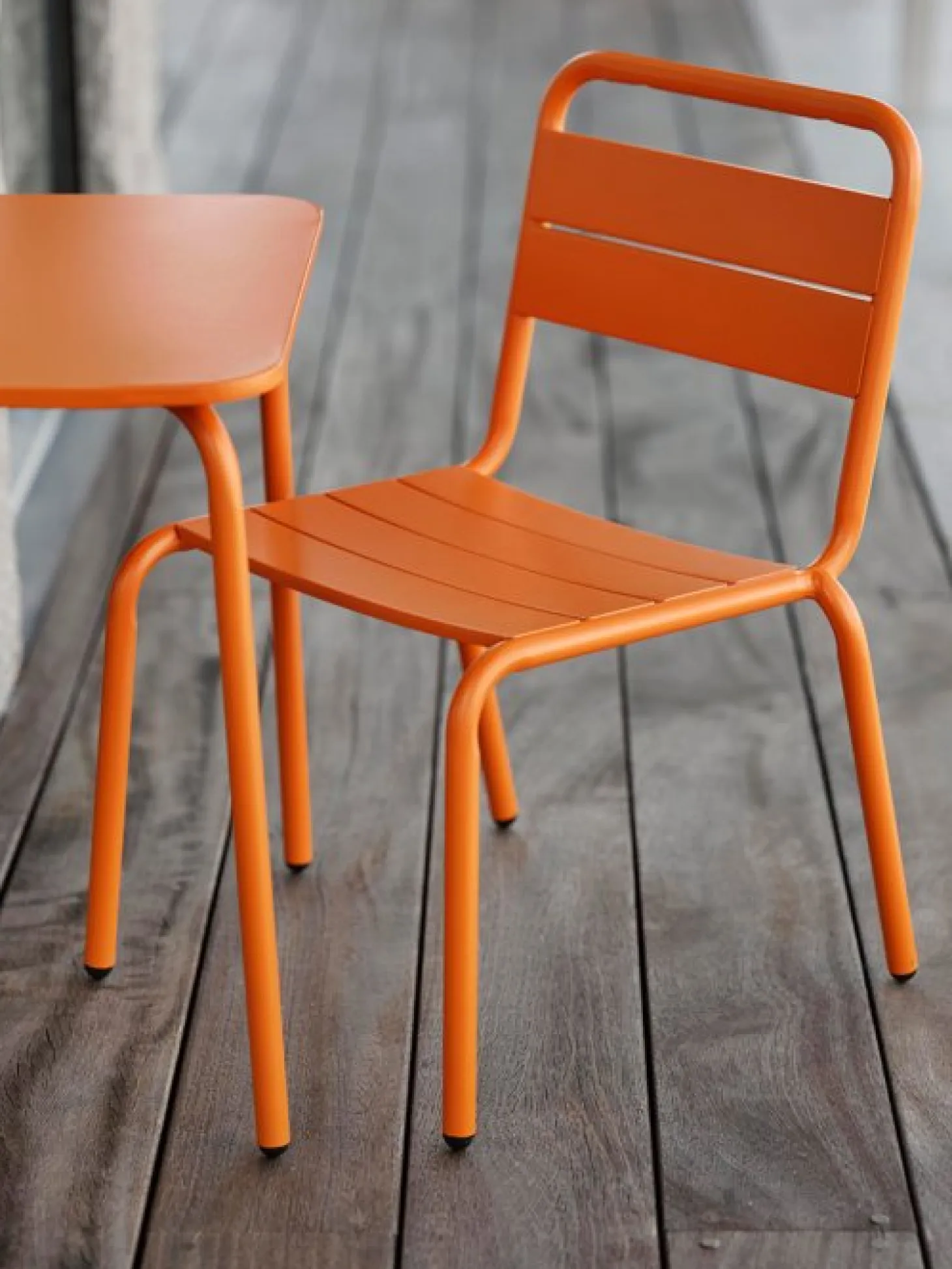 Nera Barnstol Orange