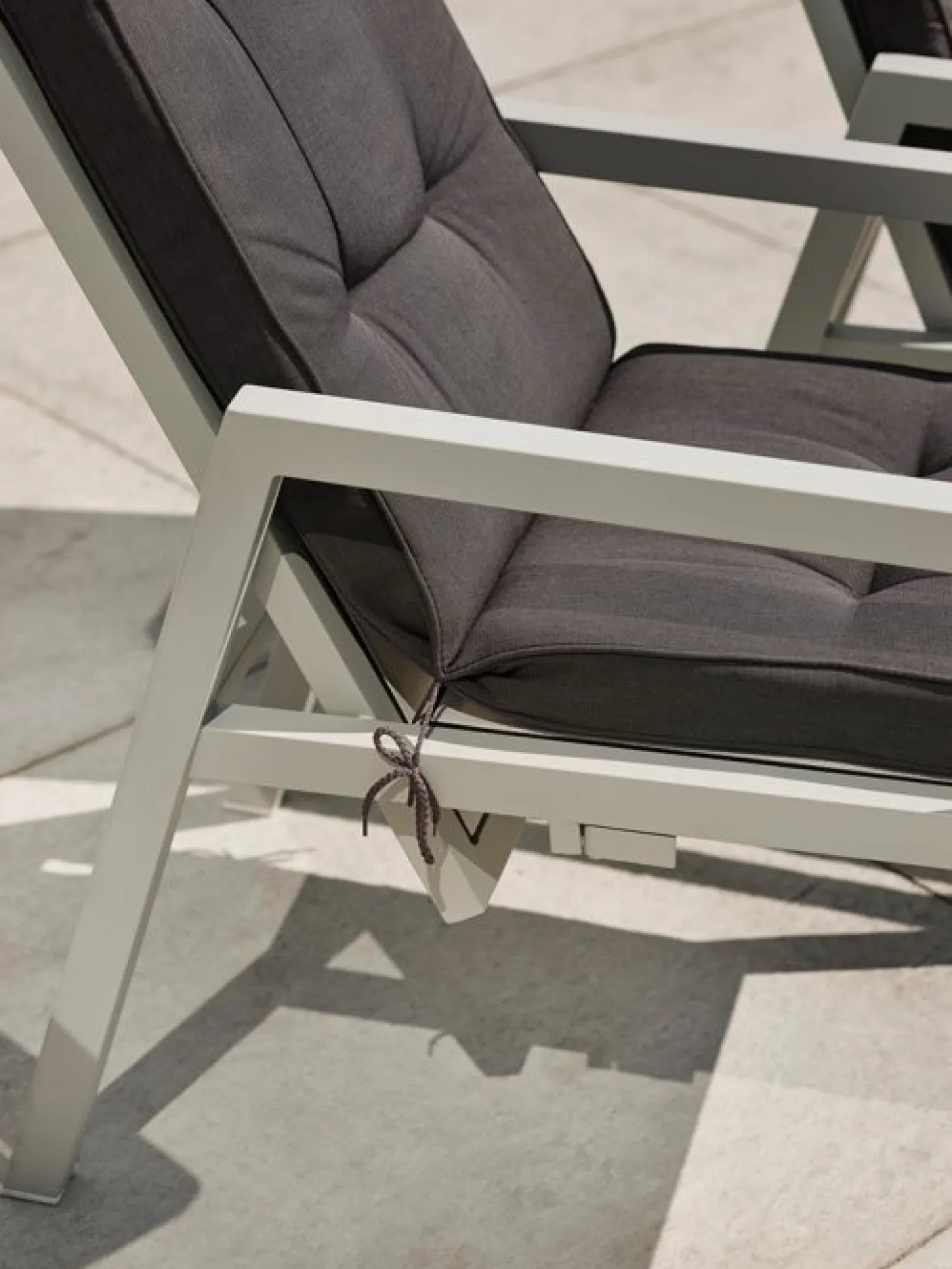 Newfort Positionsstol Light Grey