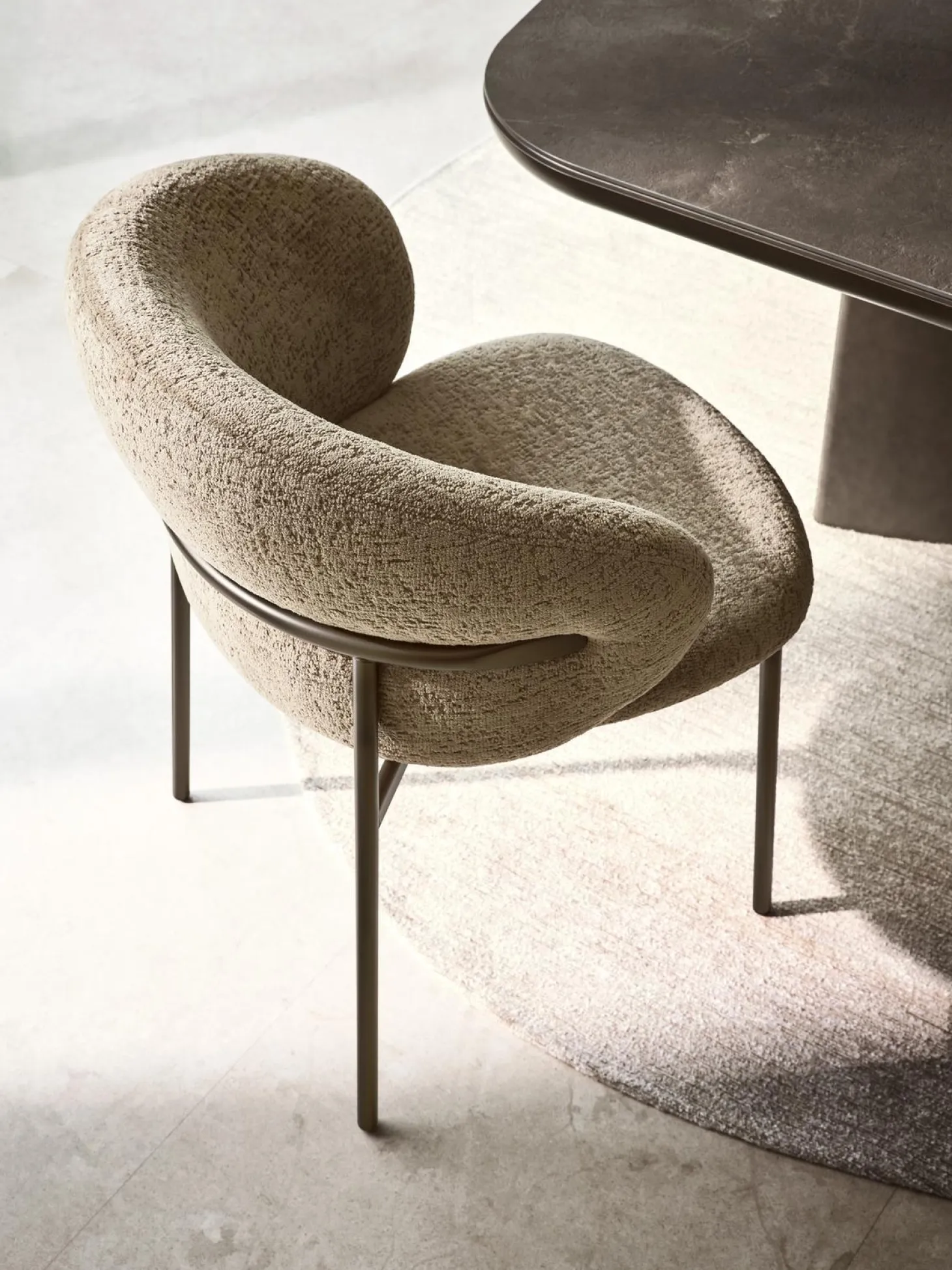 Oleandro Capsule Stol