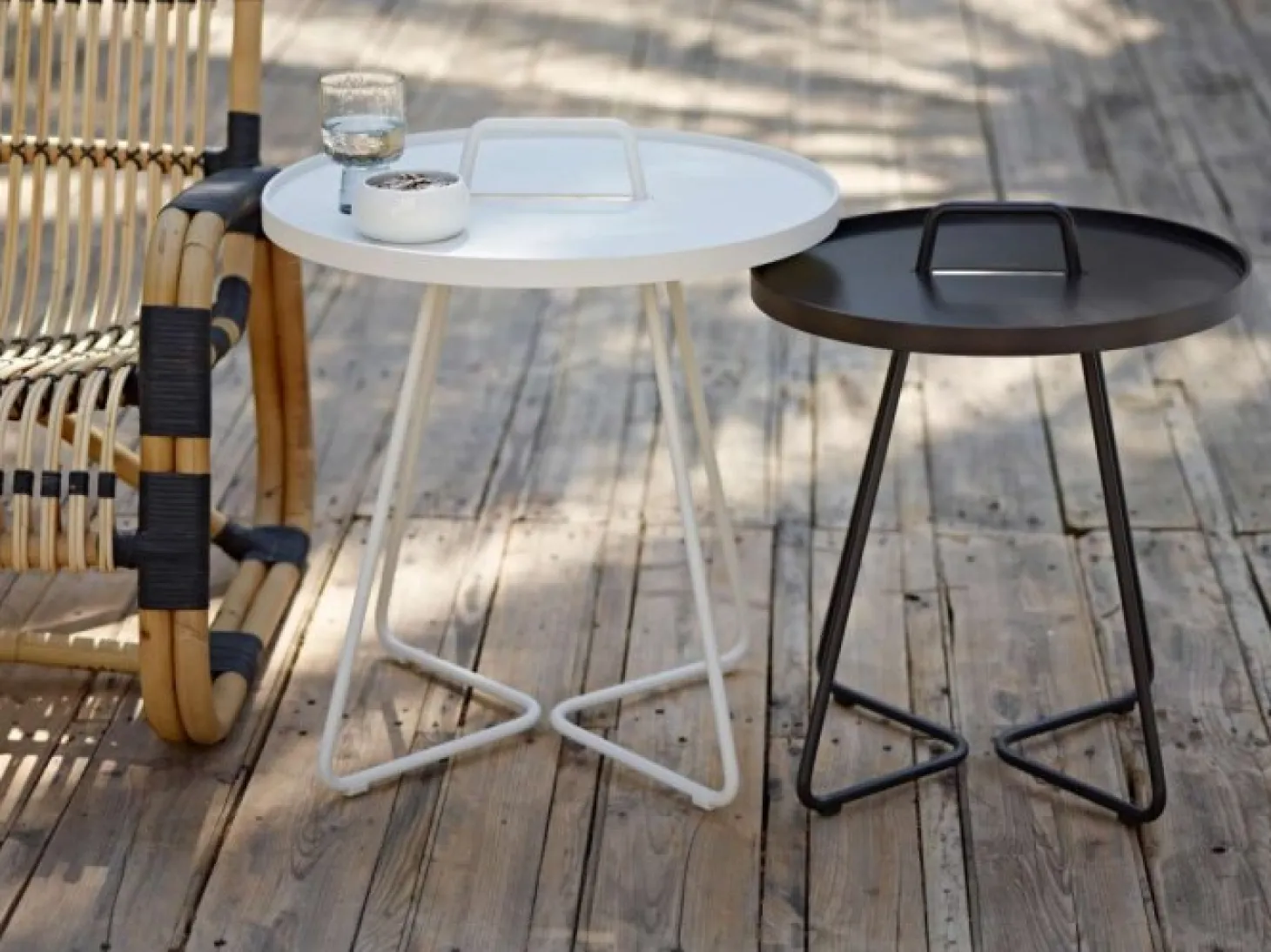 On The Move Sidobord Liten Black