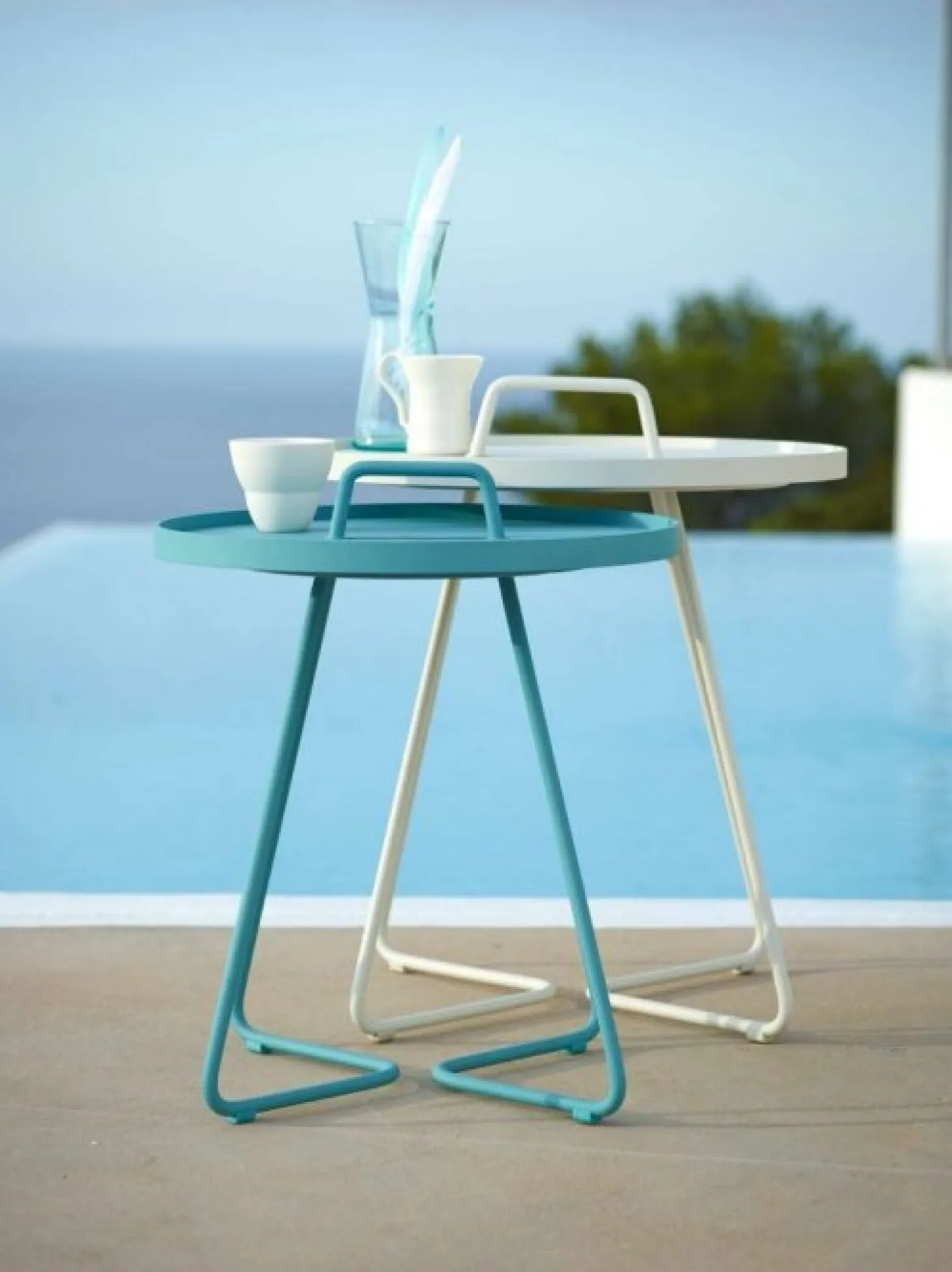 On The Move Sidobord Liten Dark Green