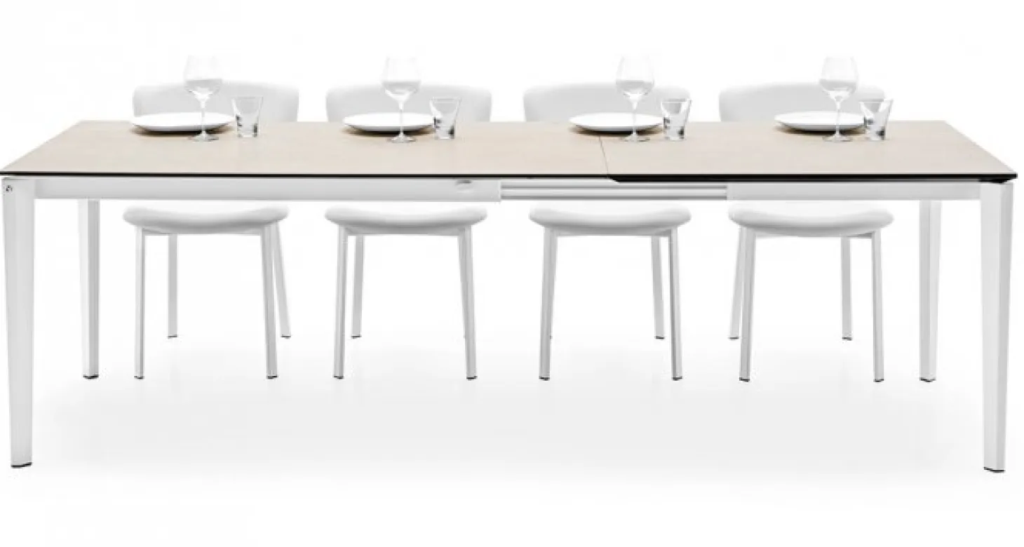 Pentagon Fast Matbord 160 cm