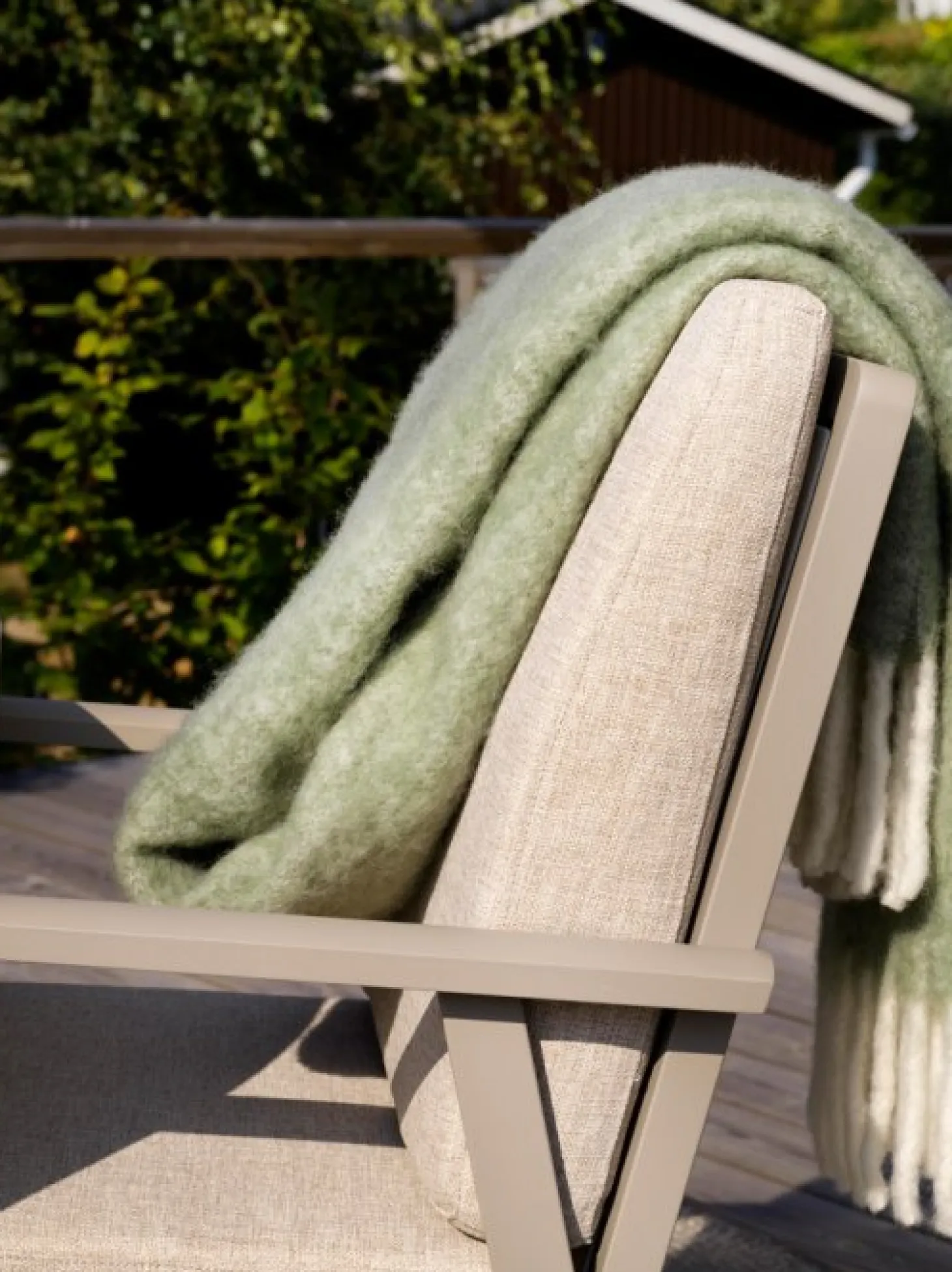 Samvaro Matbord Rund 140 cm Khaki