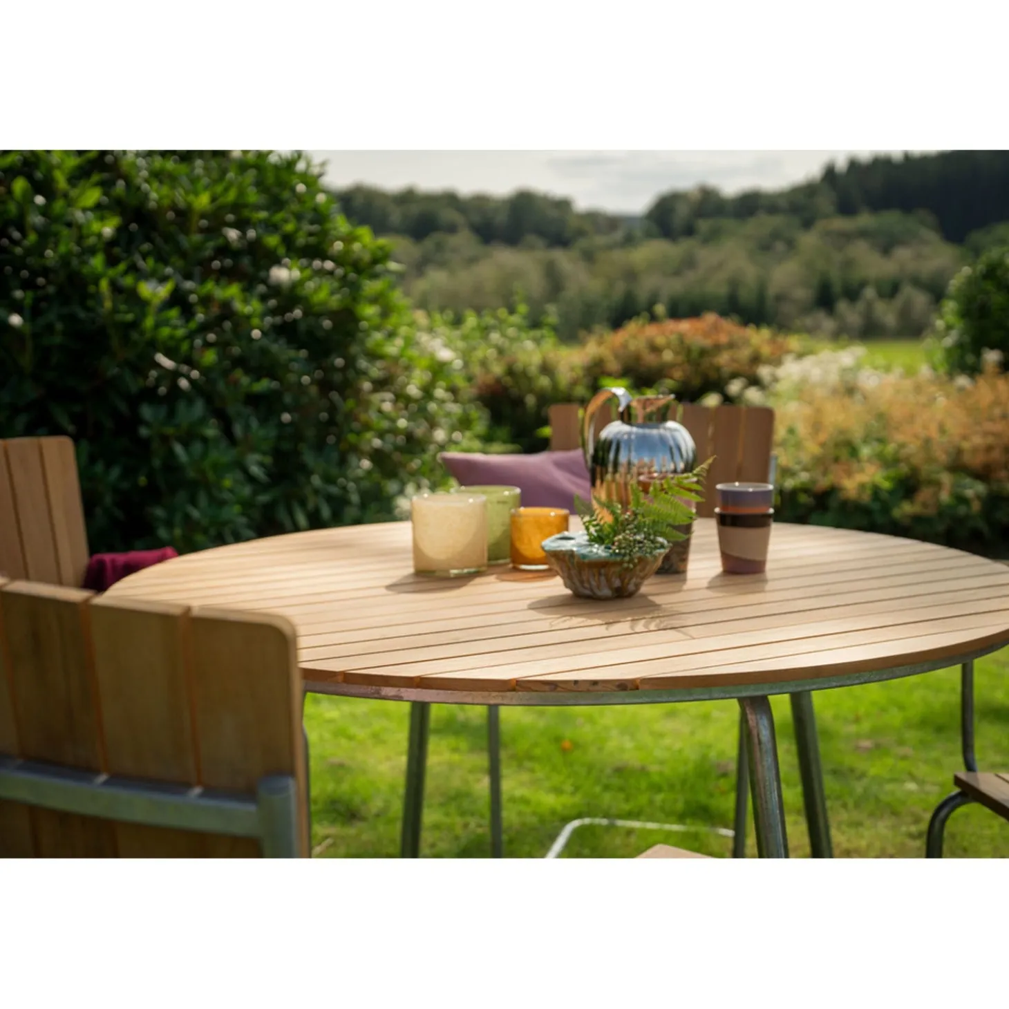 Sandhamn Utebord Ø120 cm Teak