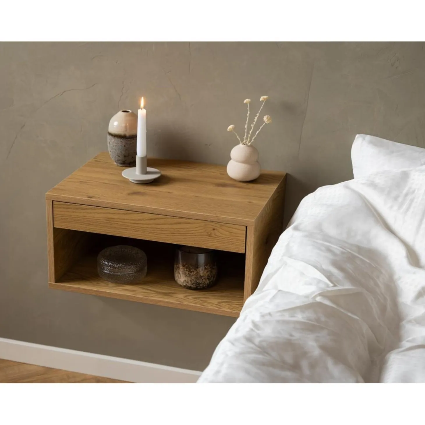 Sandnes Sängbord 24x50x35 cm Vild Ek