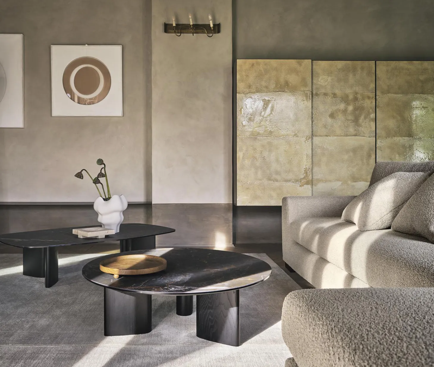 Sandy Soffbord Runt Canaletto Walnut