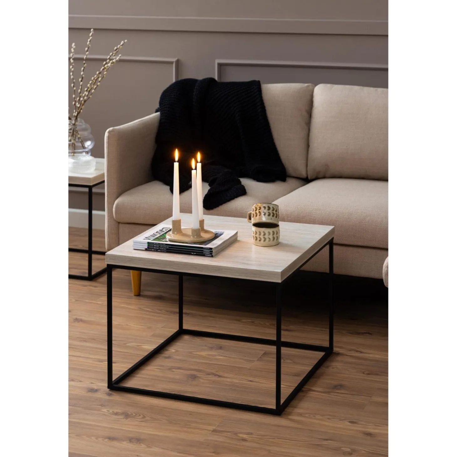 Vesterbro Soffbord 60x60 cm Travertin