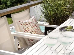Vevi Utestol Vit/Off-White