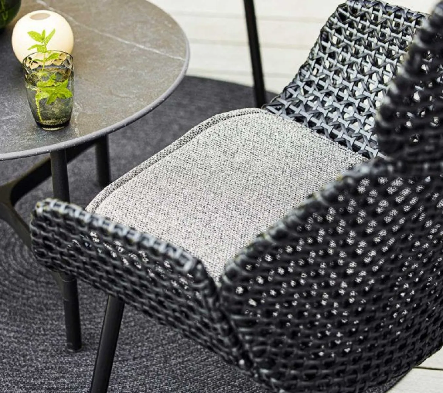 Vibe Fåtölj Hög Black/Graphite